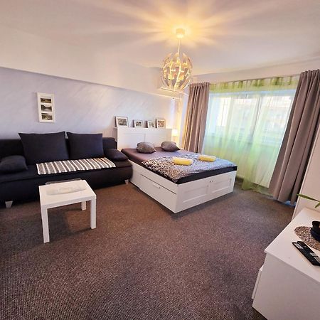 Marcos Apartments - Self Check-In Решица Экстерьер фото